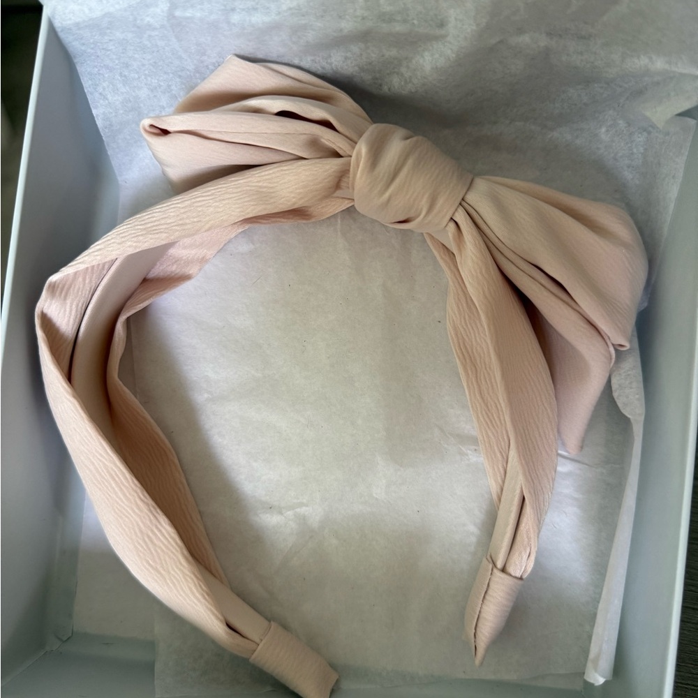 Cream color Headband Collection - Picture 4 of 4